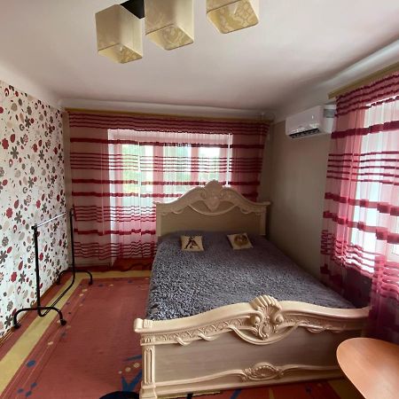 Михайлівська Квартира Żytomierz Zewnętrze zdjęcie